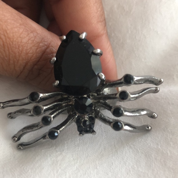 Black stone spider ring - Picture 7 of 8